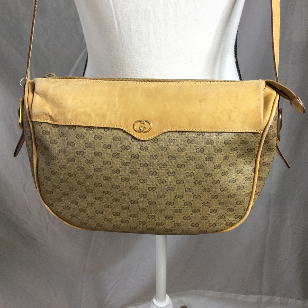 ❤️SOLD❤️GUCCI Vtg GG Monogram Tan/Cream CrossBody - Picture 1 of 8